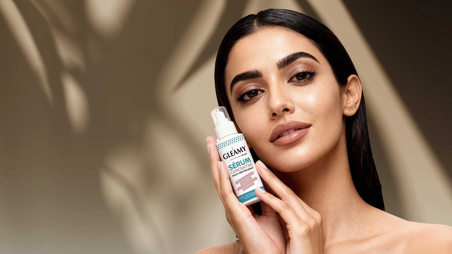 <p>Repulpez et lissez </p><p><em><strong>votre peau</strong></em></p>